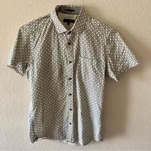 Ted Baker London-Mens size 2 (small)